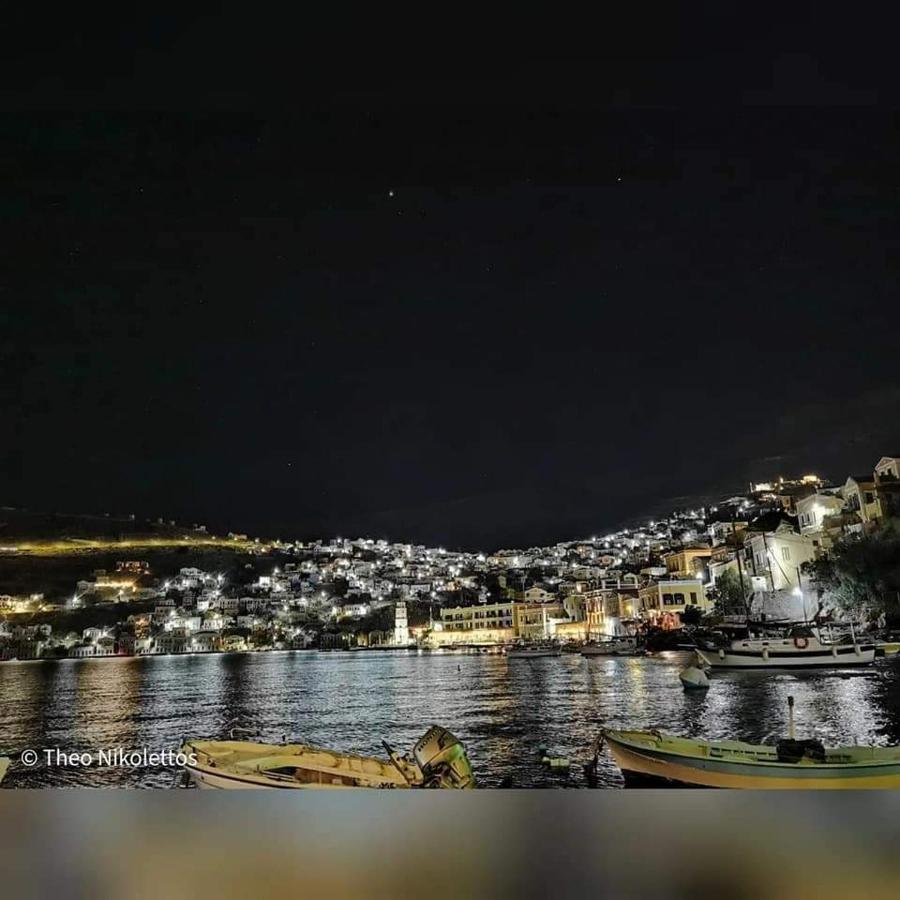 Kleanthi And Kostas Studios Сими Экстерьер фото
