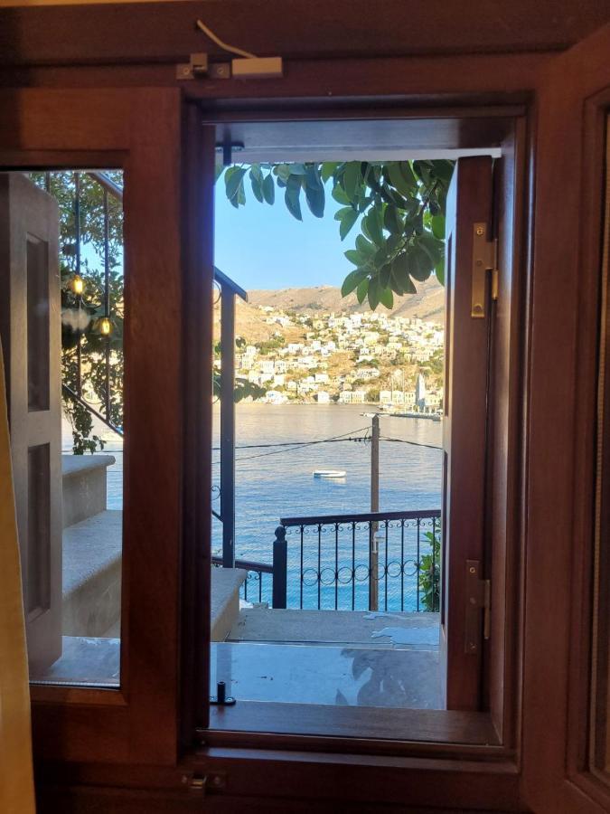 Kleanthi And Kostas Studios Сими Экстерьер фото