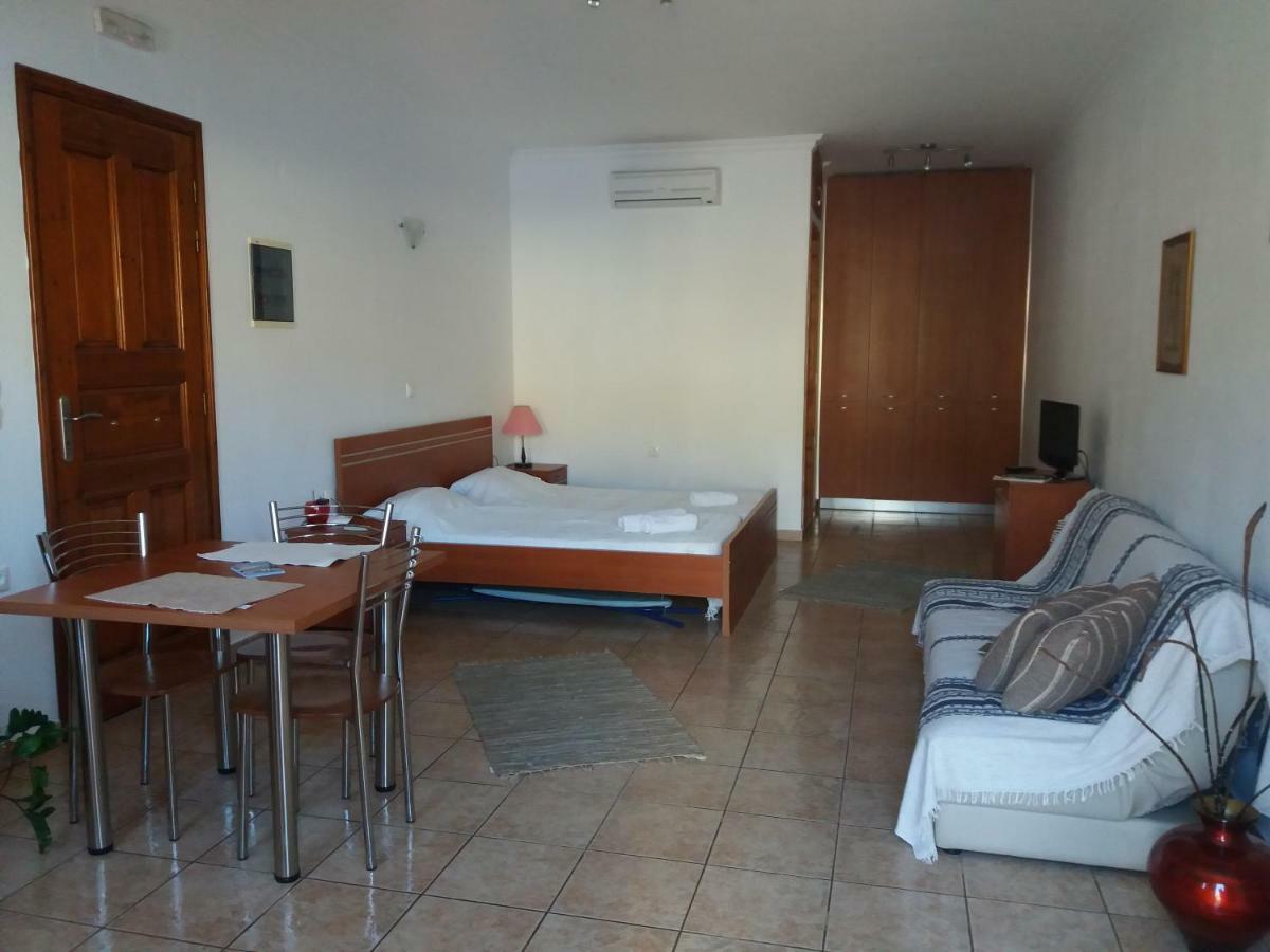 Kleanthi And Kostas Studios Сими Экстерьер фото